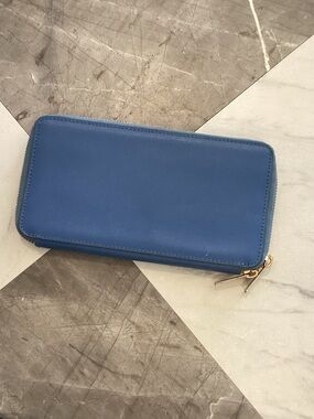 Neely & Chloe Zip-Around Wallet in Navy with Beige Interior